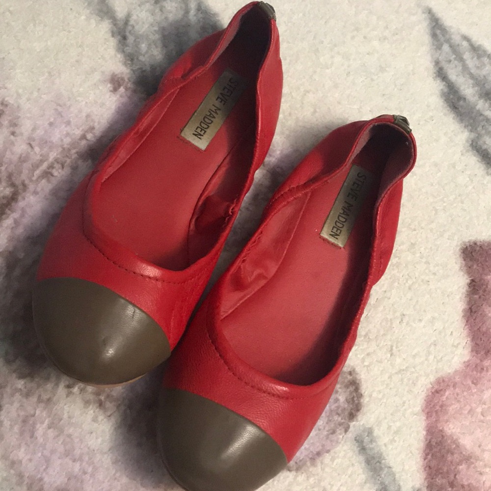 Steve Madden leather flats